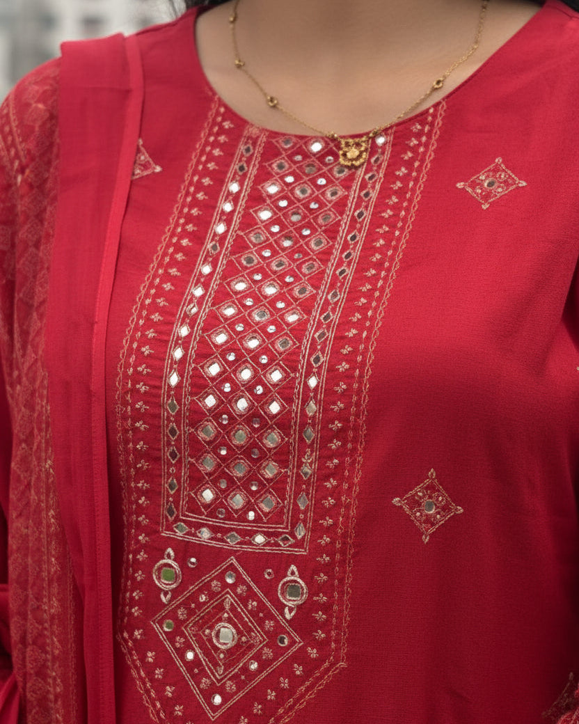 Kaavya-Three-piece suit