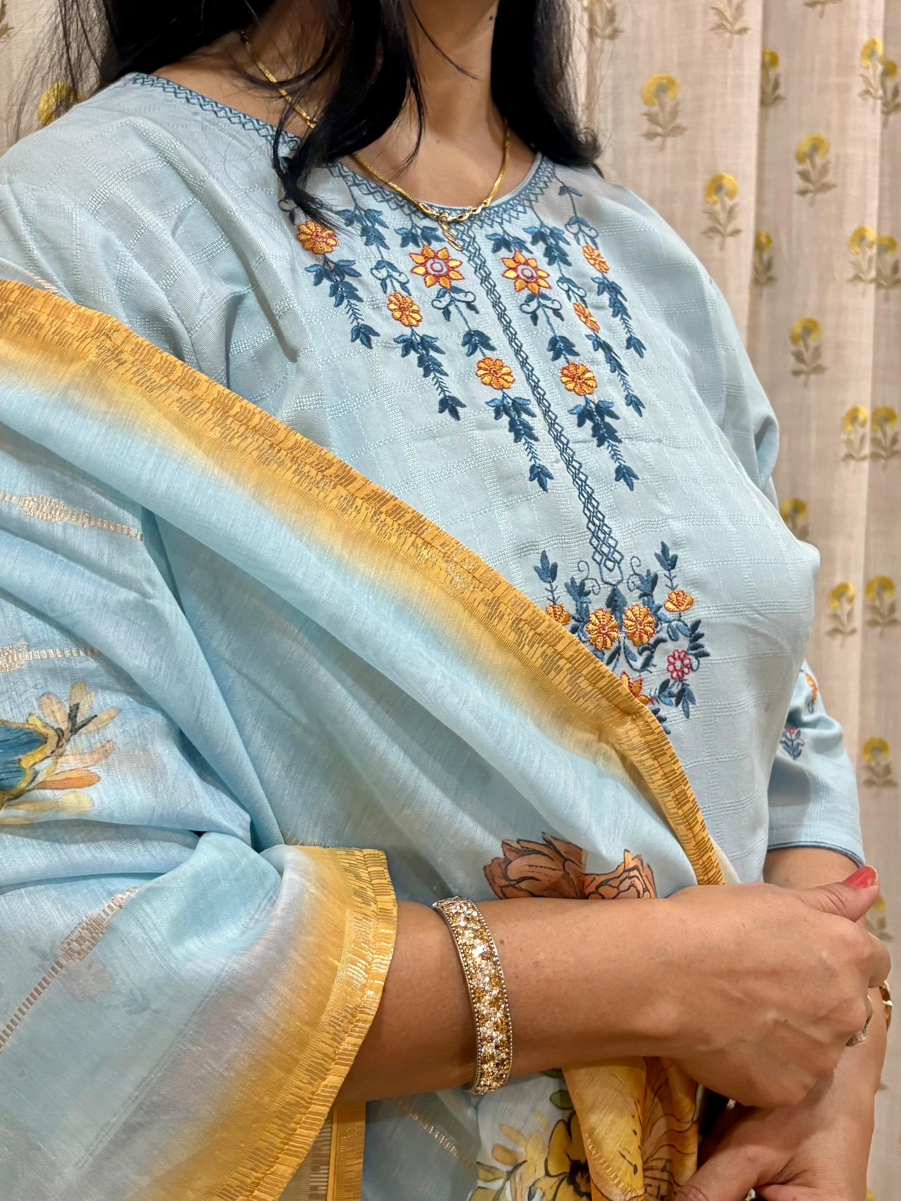 AMAYA Three-piece suit