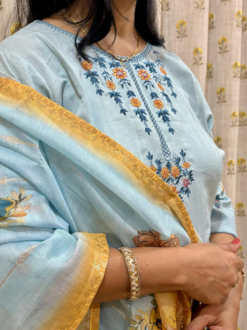 AMAYA Three-piece suit