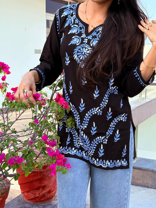 Chikankari Short Kurti